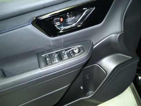 Used 2025 Subaru Forester Limited image 26