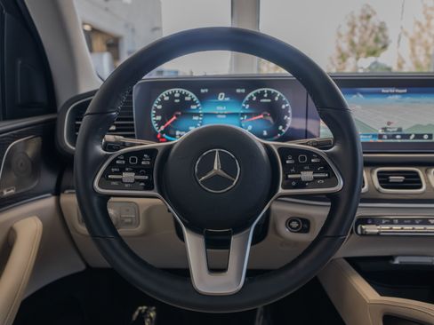 Certified 2022 Mercedes-Benz GLE 350 4MATIC image 9