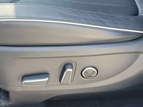 Certified 2024 Hyundai Palisade SEL FWD image 19