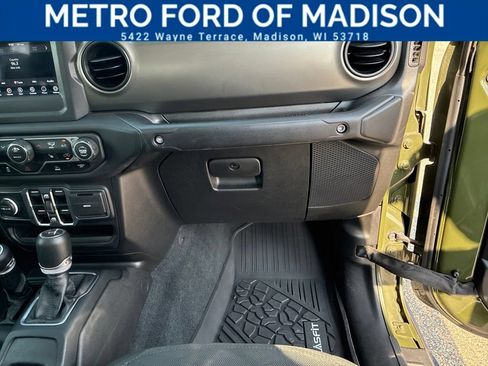 Used 2023 Jeep Gladiator Sport AWD/4WD image 54