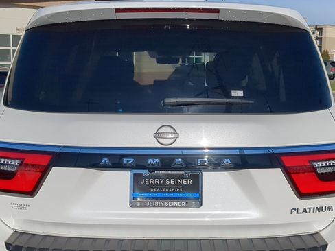 Used 2023 Nissan Armada Platinum w/ Captain's Chairs Package image 14