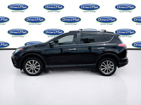 Used 2018 Toyota RAV4 Limited FWD image 4