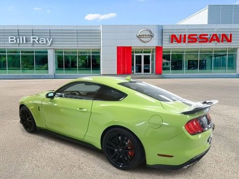 Used 2020 Ford Mustang Shelby GT500 w/ Technology Package RWD image 4