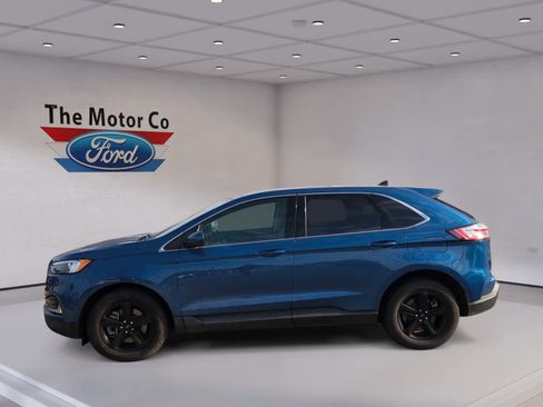 Used 2024 Ford Edge SEL w/ Convenience Package image 8
