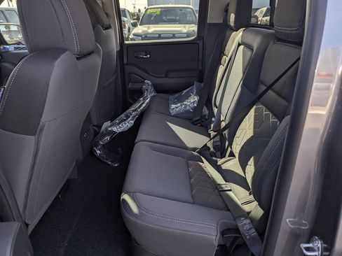 New 2026 Nissan Frontier SV w/ Tow Package image 8