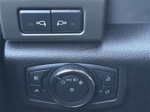 Used 2017 Ford F150 Limited w/ Trailer Tow Package image 12