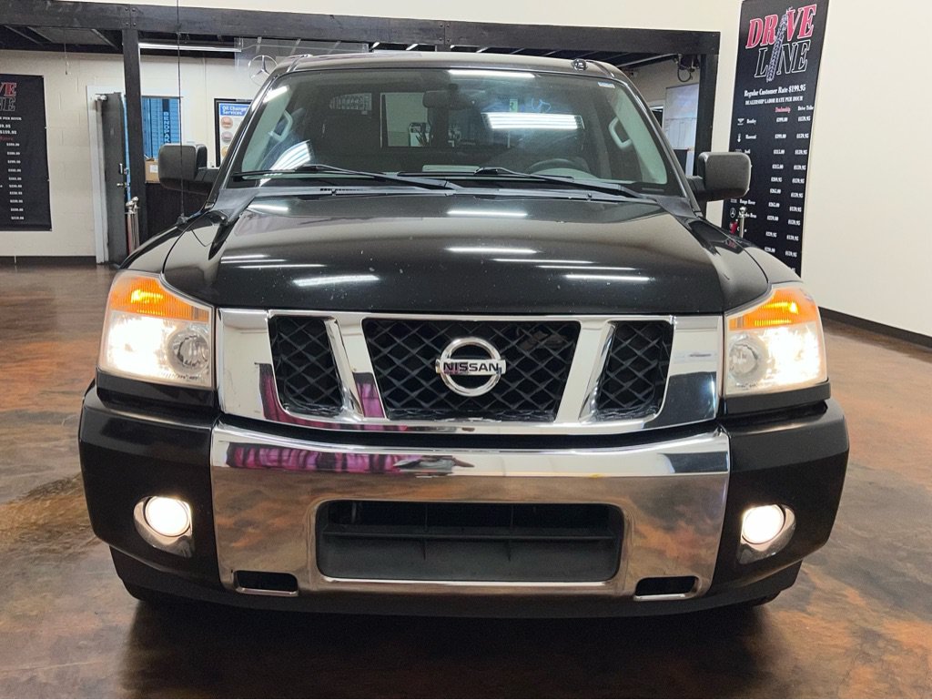 Used 2014 Nissan Titan SV w/ SV Value Truck Package RWD image 4