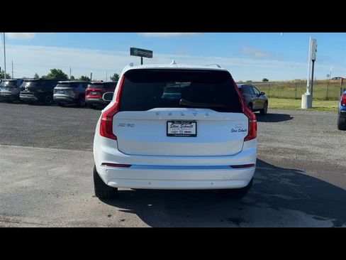 Used 2023 Volvo XC90 T8 Plus AWD/4WD image 7