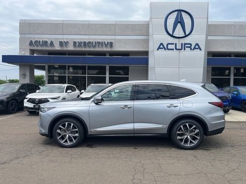 Certified 2023 Acura MDX SH-AWD w/ Technology Package image 3