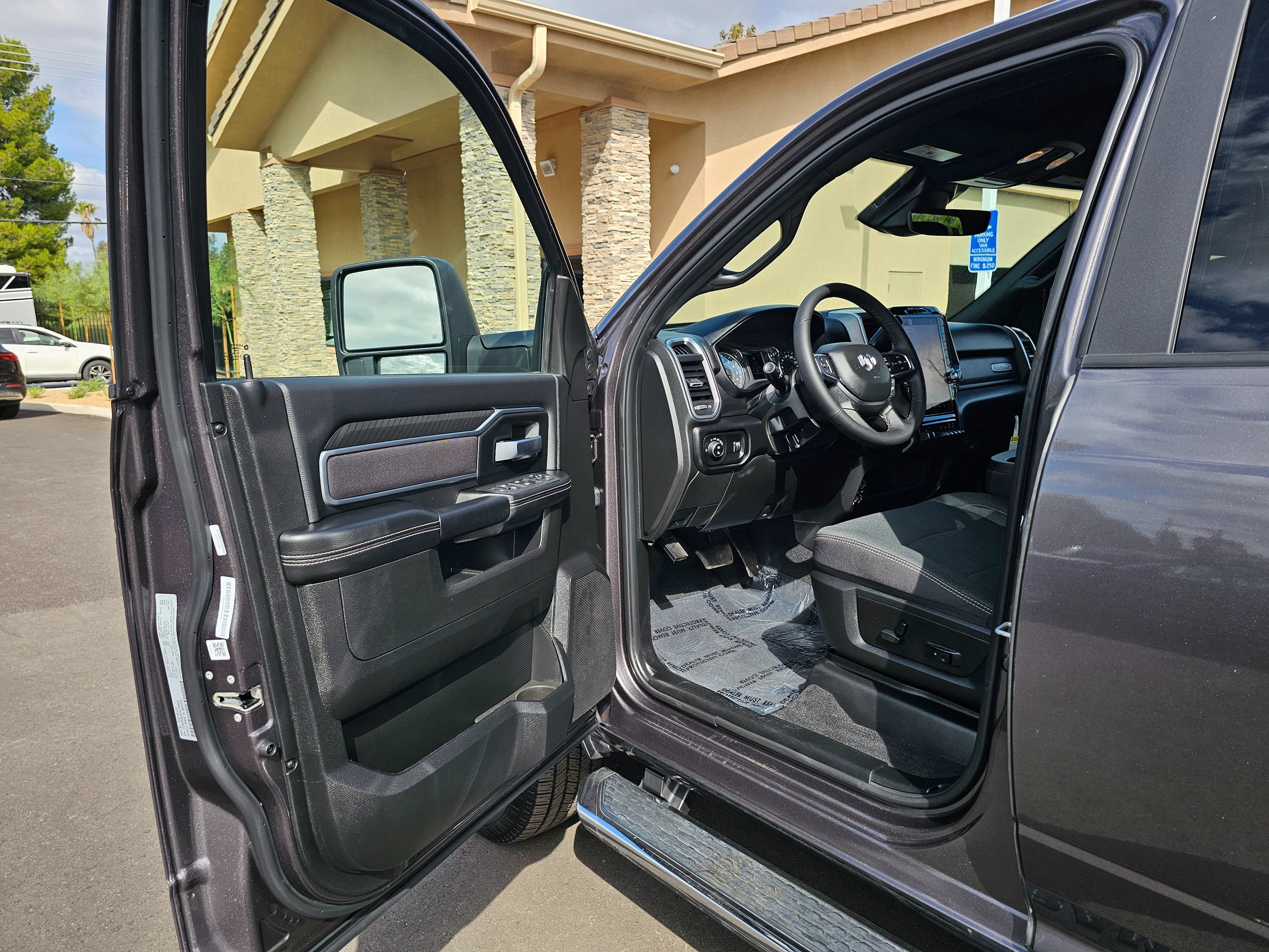 Used 2026 RAM 2500 Big Horn AWD/4WD image 14