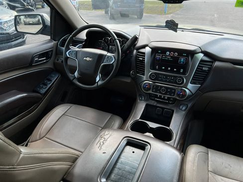 Used 2015 Chevrolet Tahoe LT RWD image 16