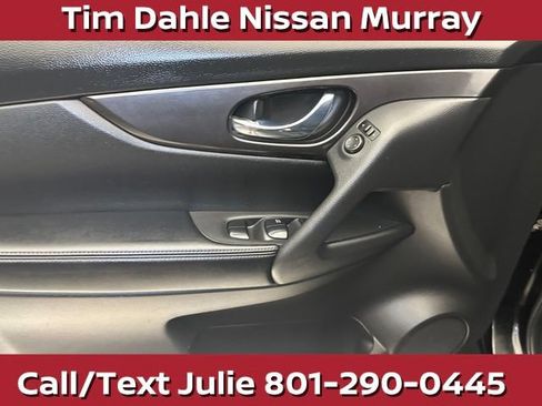 Used 2019 Nissan Rogue SV AWD/4WD image 22