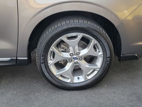 Used 2017 Subaru Forester 2.5i Touring image 5