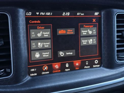 Used 2018 Dodge Charger R/T w/ Plus Group image 23