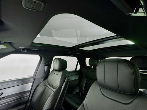 Used 2024 Land Rover Range Rover Sport Dynamic SE image 13