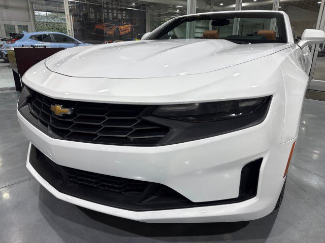 Used 2021 Chevrolet Camaro LT RWD image 22