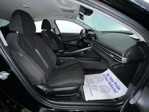 Used 2021 Hyundai Elantra SEL w/ Convenience Package FWD image 26