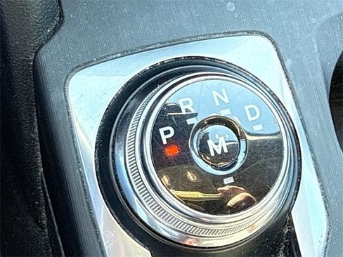 Used 2020 Ford Escape SEL image 19