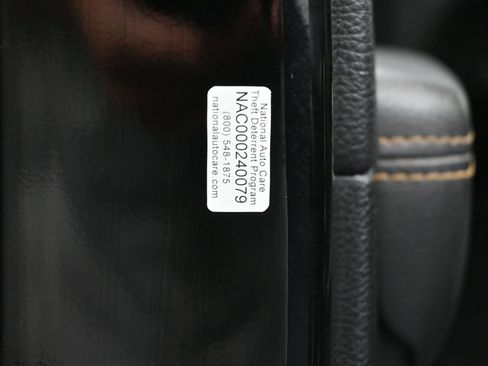 Used 2021 Jeep Wrangler Unlimited Sahara AWD/4WD image 43
