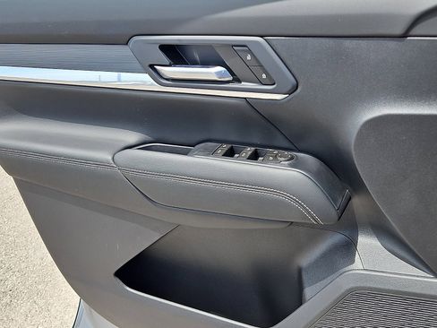 New 2026 GMC Terrain Elevation FWD image 13