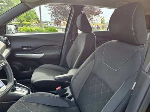 Used 2020 Nissan Kicks SV w/ Exterior Package FWD image 25
