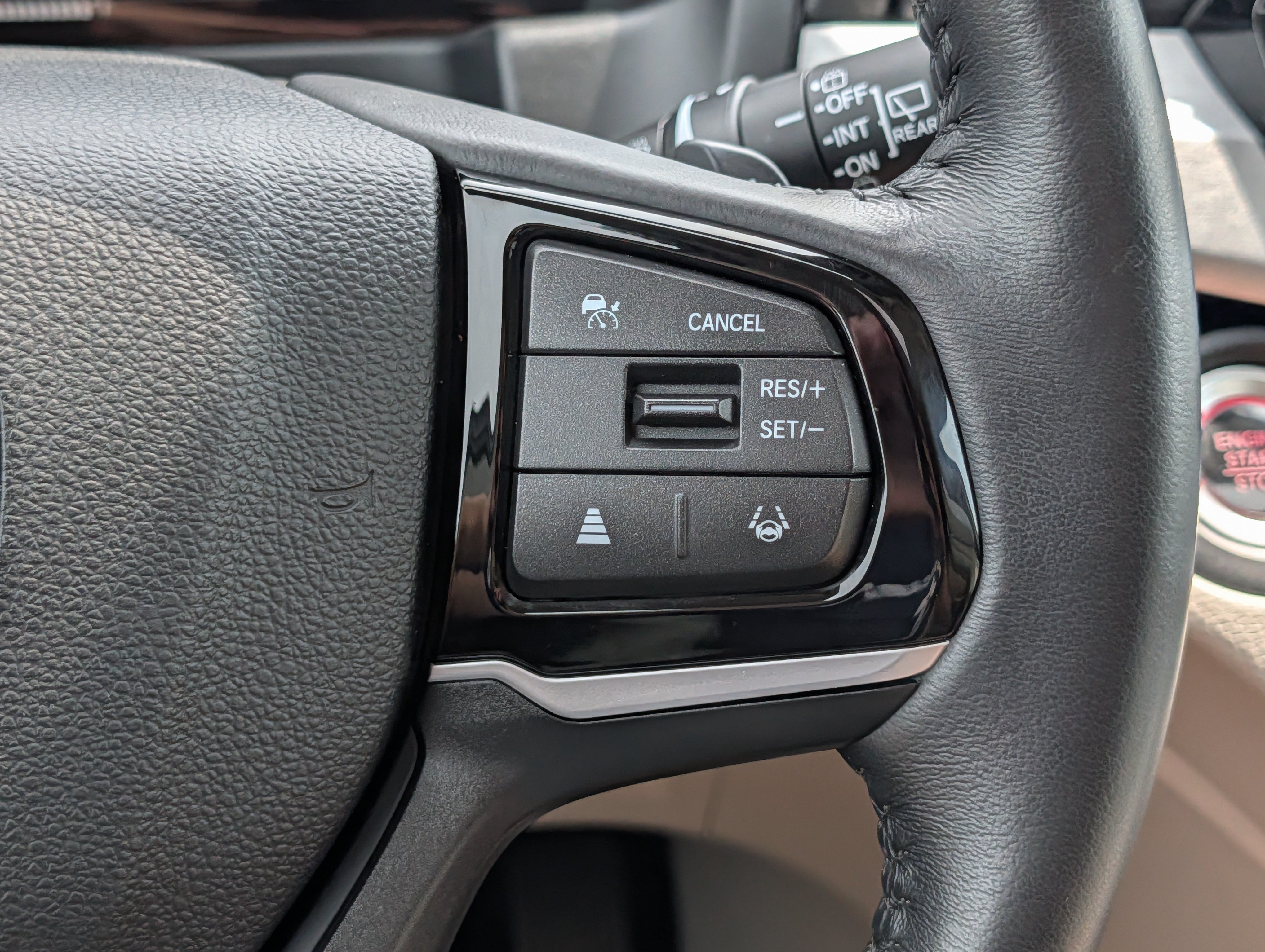 Used 2025 Honda Odyssey EX-L image 30