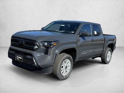 New 2025 Toyota Tacoma SR5