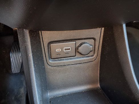 Used 2021 Chevrolet Spark LT FWD image 11