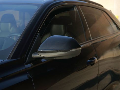 Used 2022 Audi RS Q8 w/ Black Optic Package image 10