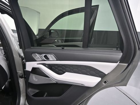 Used 2021 BMW X5 M w/ Executive Package AWD/4WD image 22