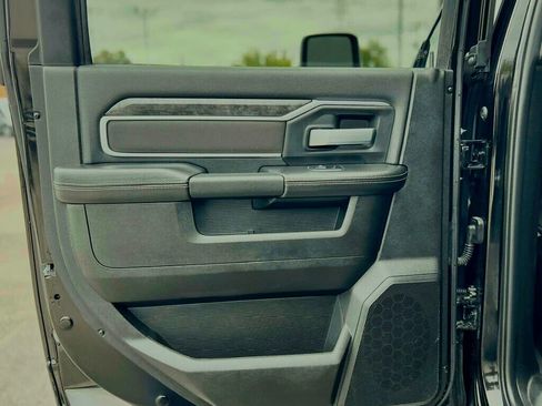 Used 2024 RAM 2500 Big Horn w/ Bed Utility Group image 15