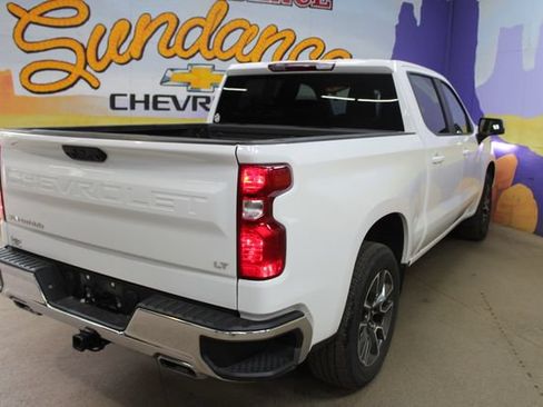 Used 2024 Chevrolet Silverado 1500 LT AWD/4WD image 8