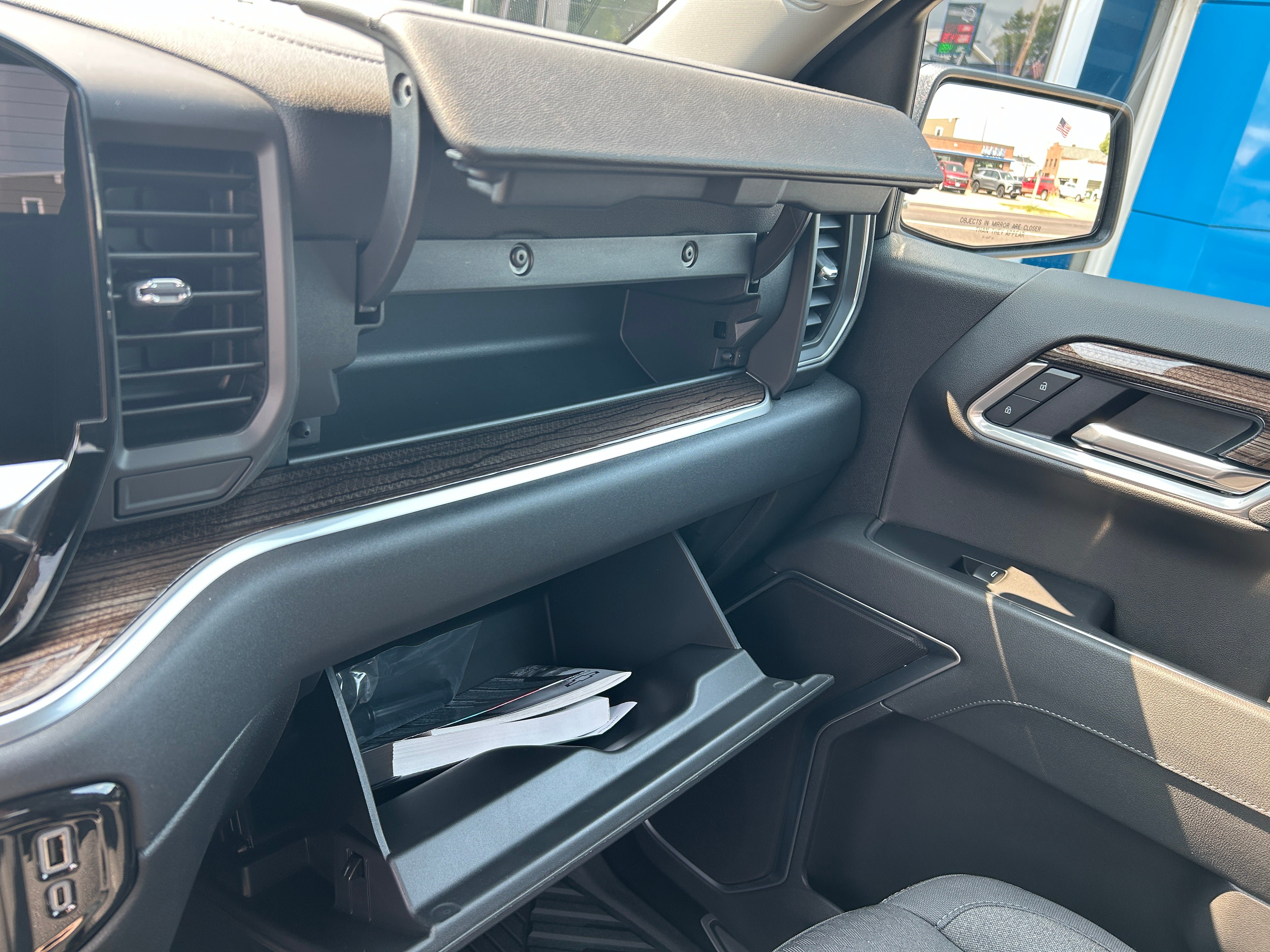 New 2026 Chevrolet Silverado 1500 RST AWD/4WD image 18