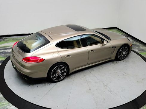 Used 2016 Porsche Panamera Edition w/ Premium Package Plus image 37