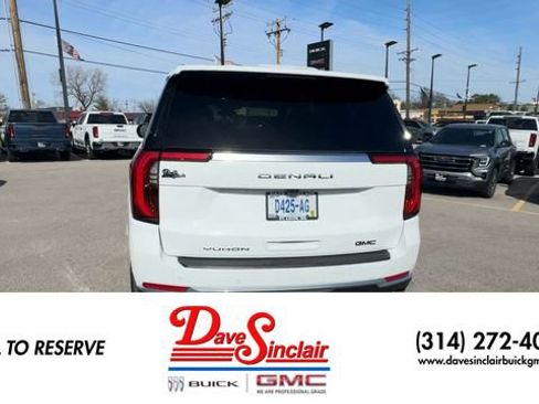 New 2026 GMC Yukon Denali w/ Sun & Power Step Package AWD/4WD image 7