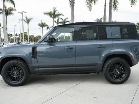 Used 2022 Land Rover Defender 110 SE image 22