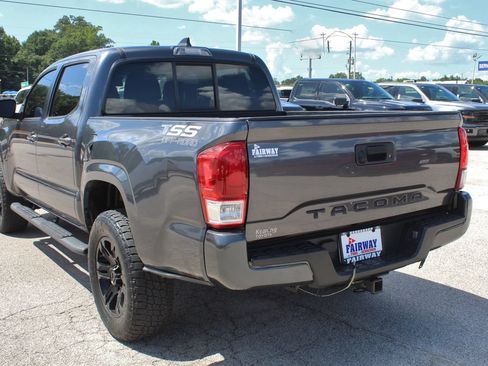 Used 2021 Toyota Tacoma SR w/ SR Convenience Package RWD image 10