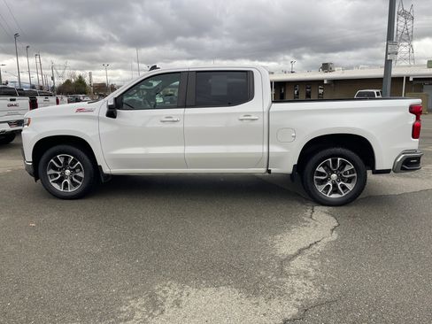 Used 2022 Chevrolet Silverado 1500 LT image 8