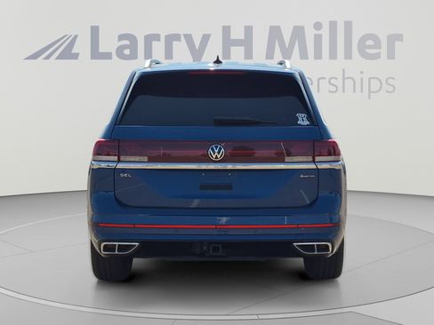 Used 2025 Volkswagen Atlas SEL Premium R-Line AWD/4WD image 4