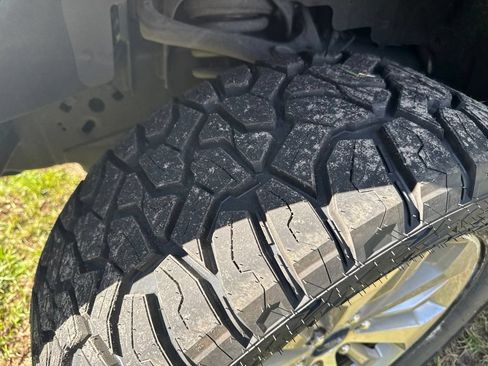 Used 2018 Ford F150 XL w/ Equipment Group 101A Mid AWD/4WD image 9
