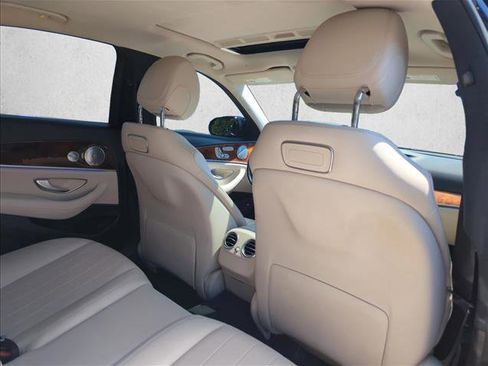 Used 2018 Mercedes-Benz E 300 image 23