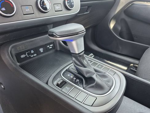 Used 2025 Hyundai Kona SE AWD/4WD image 10