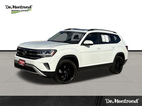 Used 2023 Volkswagen Atlas SE image 1