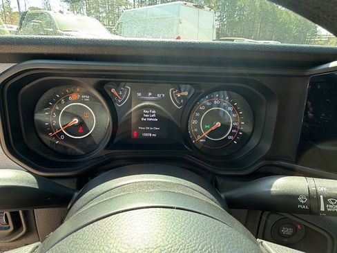Used 2024 Jeep Wrangler Sport image 29