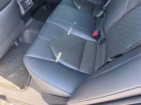 Used 2019 Toyota Camry XSE FWD image 9