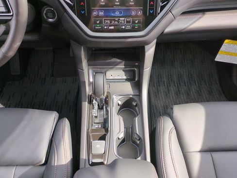 New 2026 Subaru Ascent Limited Bronze image 15