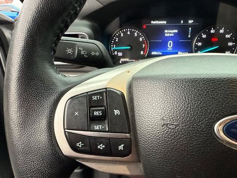Used 2023 Ford Explorer XLT w/ Equipment Group 202A image 18