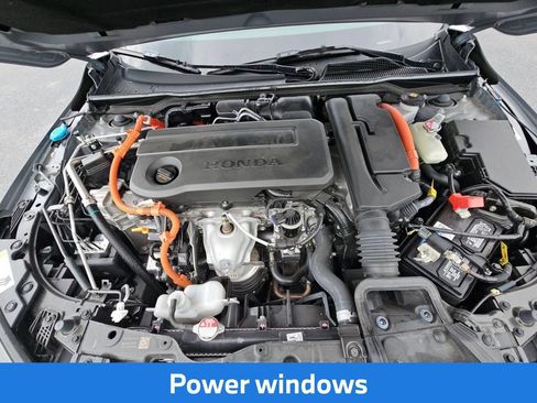 Used 2025 Honda Civic Sport Touring image 9