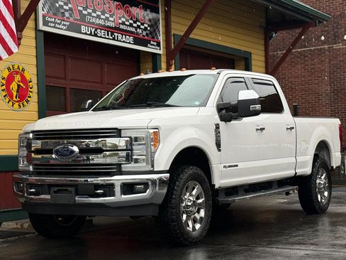 Used 2019 Ford F250 Lariat w/ Lariat Ultimate Package AWD/4WD image 5