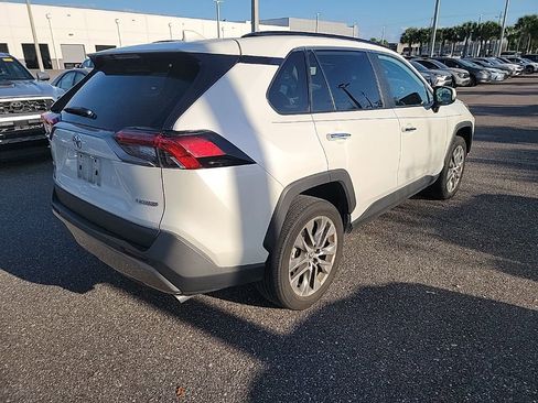 Certified 2022 Toyota RAV4 Limited image 3